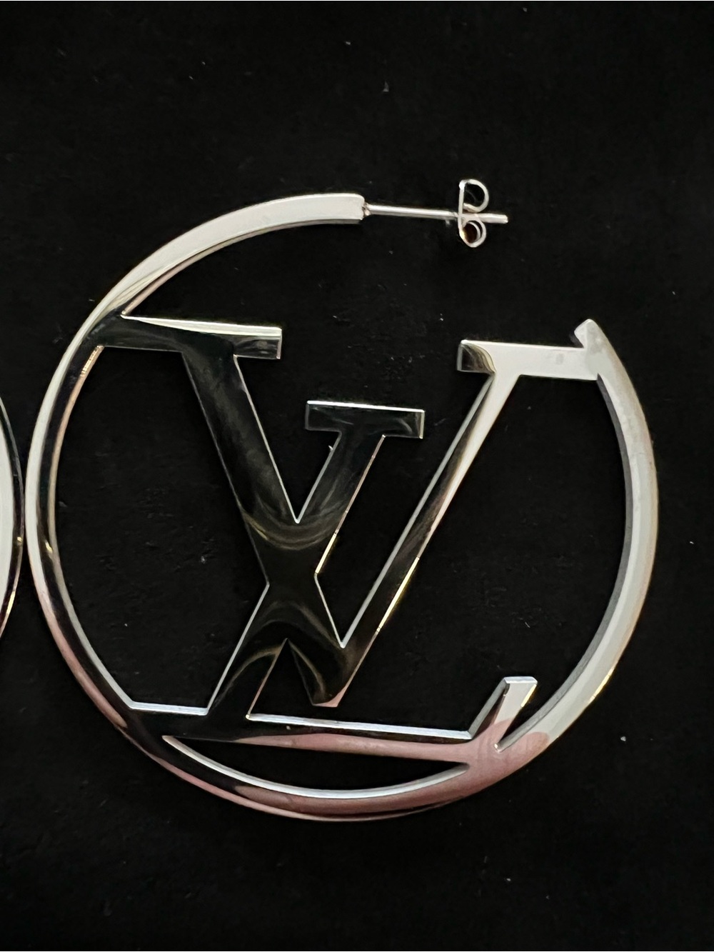 Gold-Tone LV Logo Hoop Earrings - Designer Inspired - Picture 10 of 11